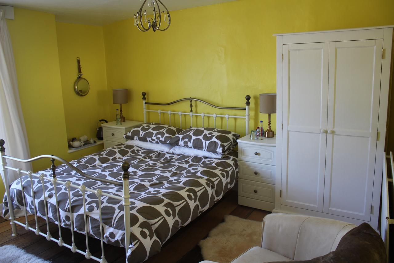 The Olde House Bed & Breakfast Dunster
